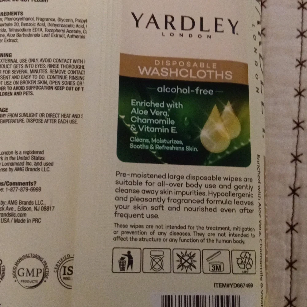 2 YARDLEY LONDON 18 DISPOSABLE WASHCLOTHS WITH ALOE VERA, CHAMOMILE & VITAMIN E.